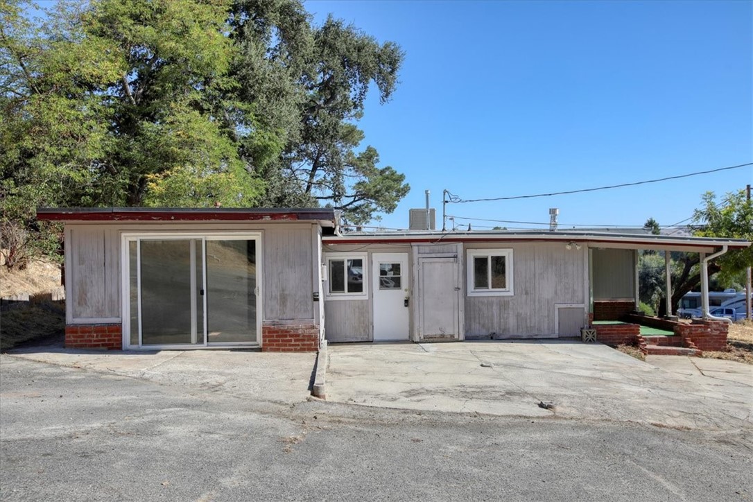 5765 Dolores Ave, Atascadero, CA 93422