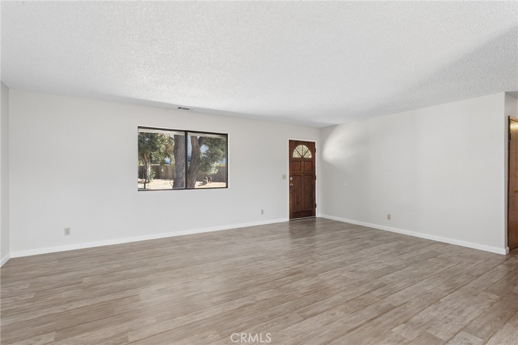 4695 Thread Ln, San Luis Obispo, CA 93401