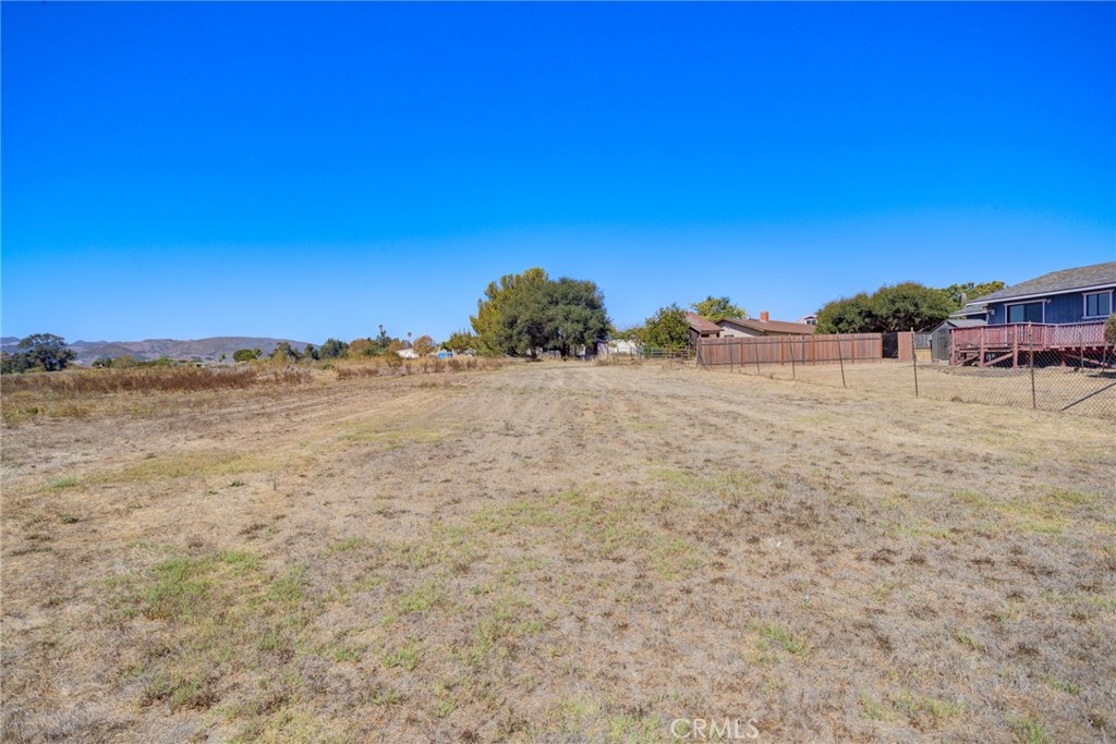 4695 Thread Ln, San Luis Obispo, CA 93401