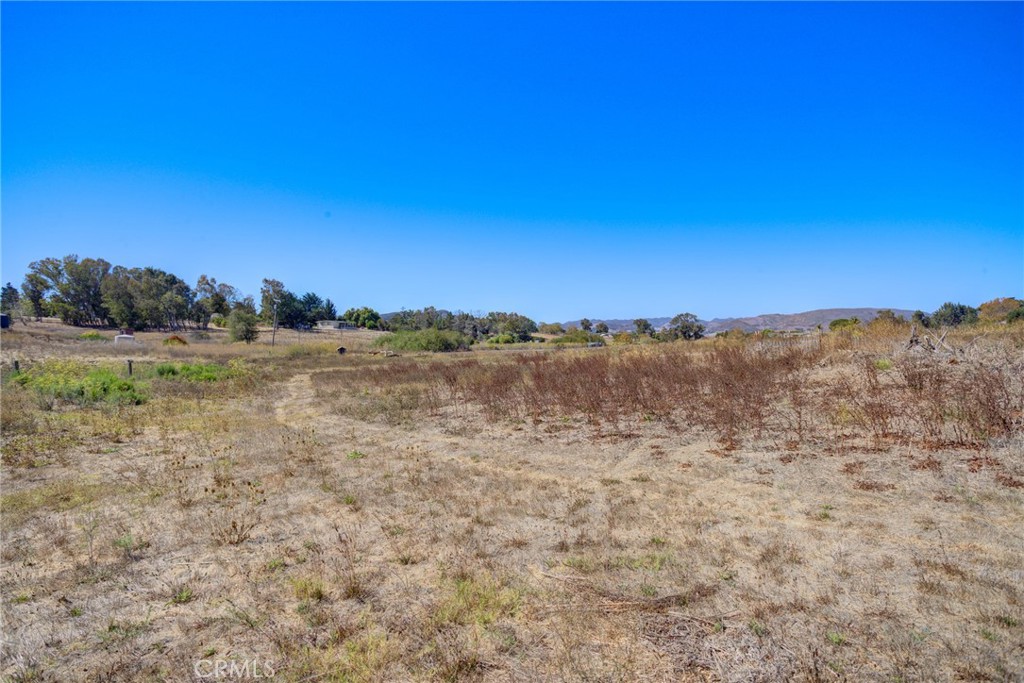 4695 Thread Ln, San Luis Obispo, CA 93401