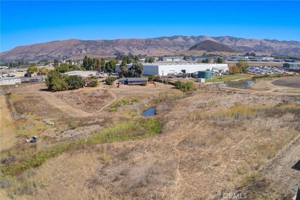 4695 Thread Ln, San Luis Obispo, CA 93401