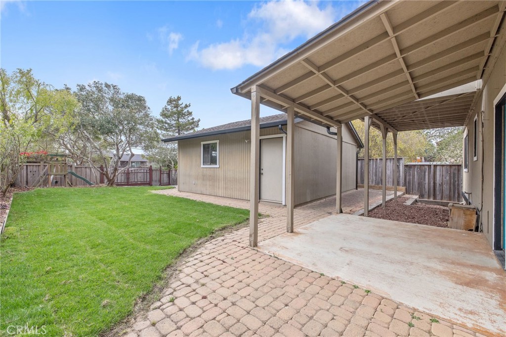 1875 Chester Lane, Cambria, CA 93428
