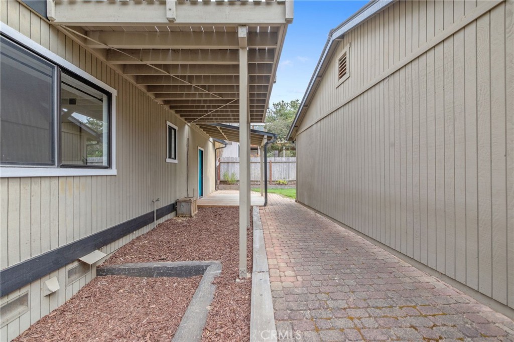 1875 Chester Lane, Cambria, CA 93428