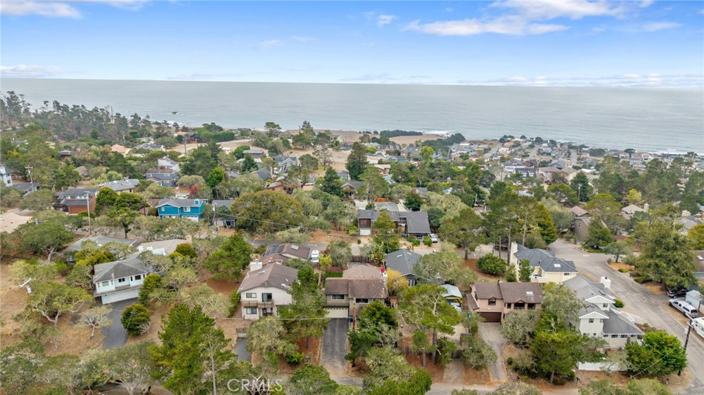 1875 Chester Lane, Cambria, CA 93428