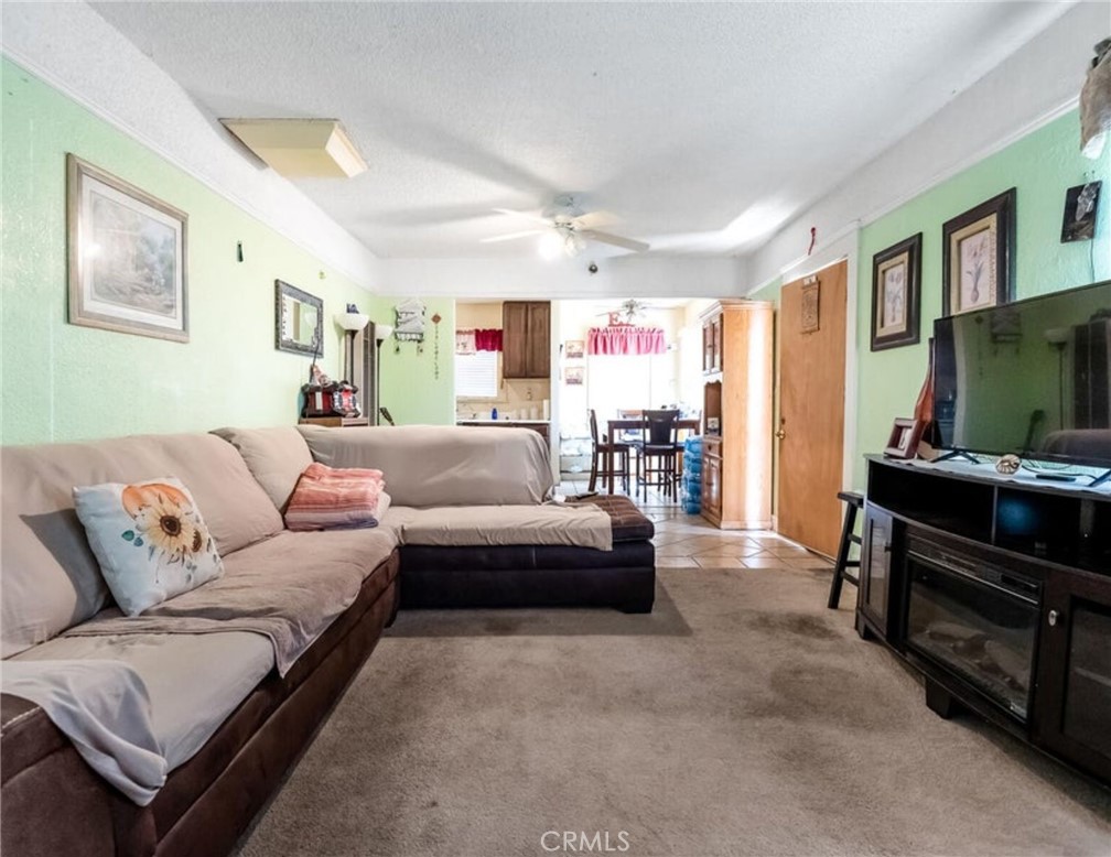 414 W Cameron, Hanford, CA 93230