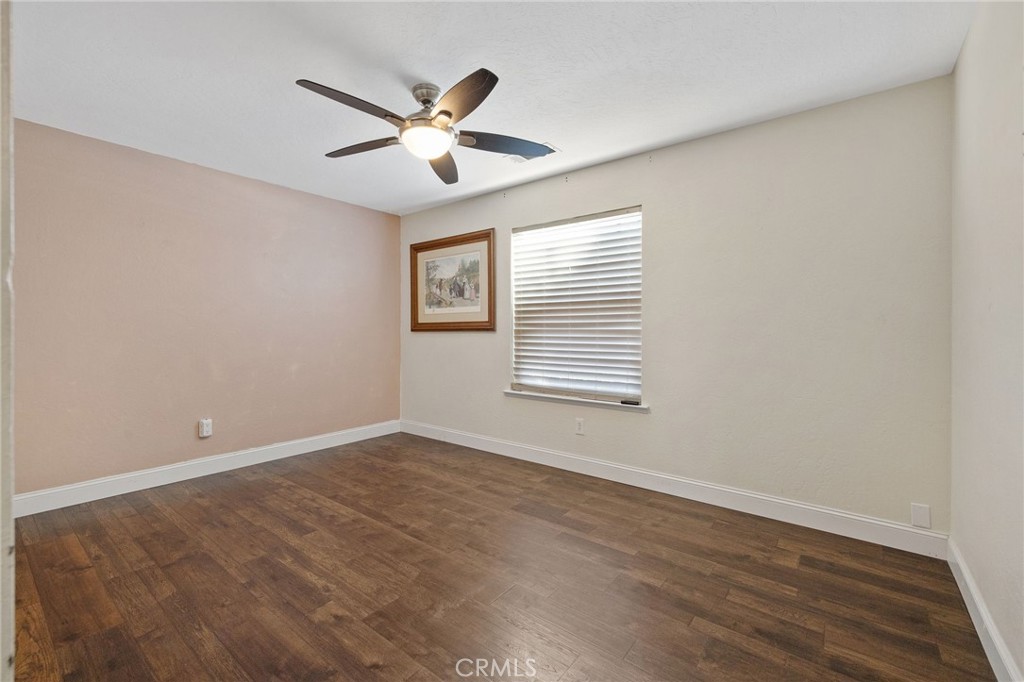 2632 E Paradise, Visalia, CA 93292