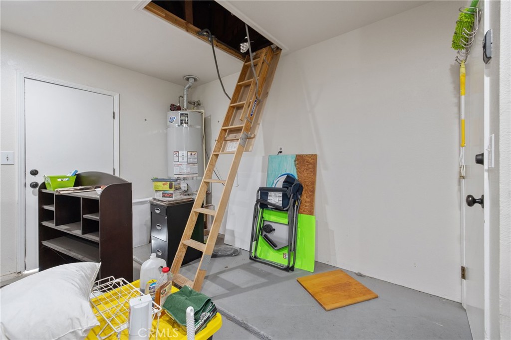 2632 E Paradise, Visalia, CA 93292