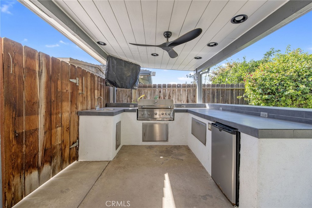 2632 E Paradise, Visalia, CA 93292