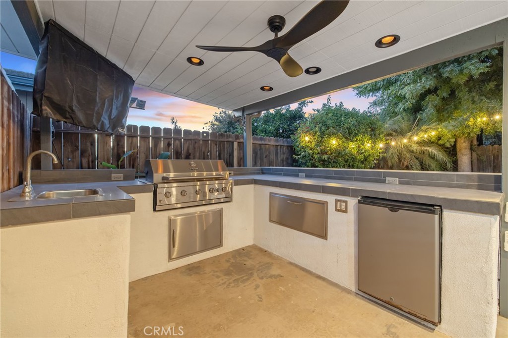 2632 E Paradise, Visalia, CA 93292