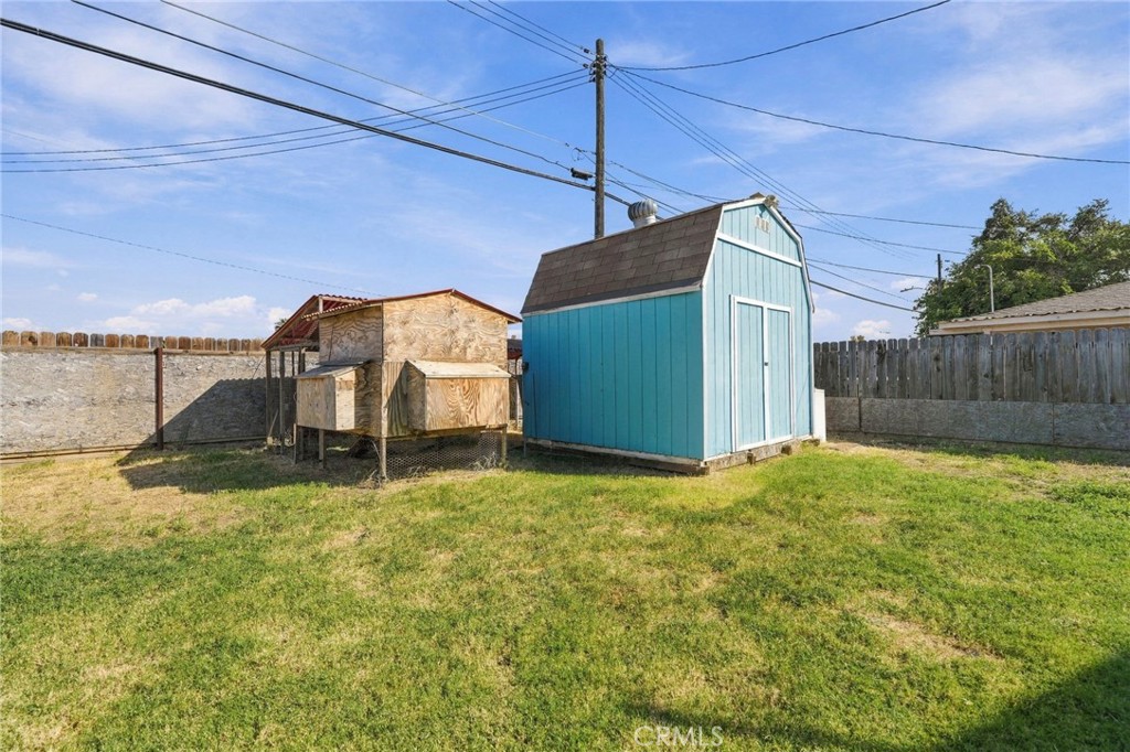 11861 Chris, Hanford, CA 93230