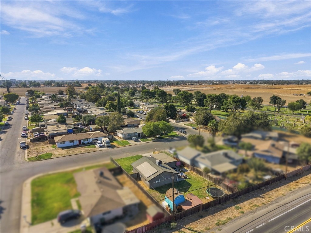 11861 Chris, Hanford, CA 93230