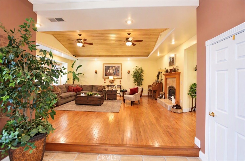 5940 El Pomar, Templeton, CA 93465