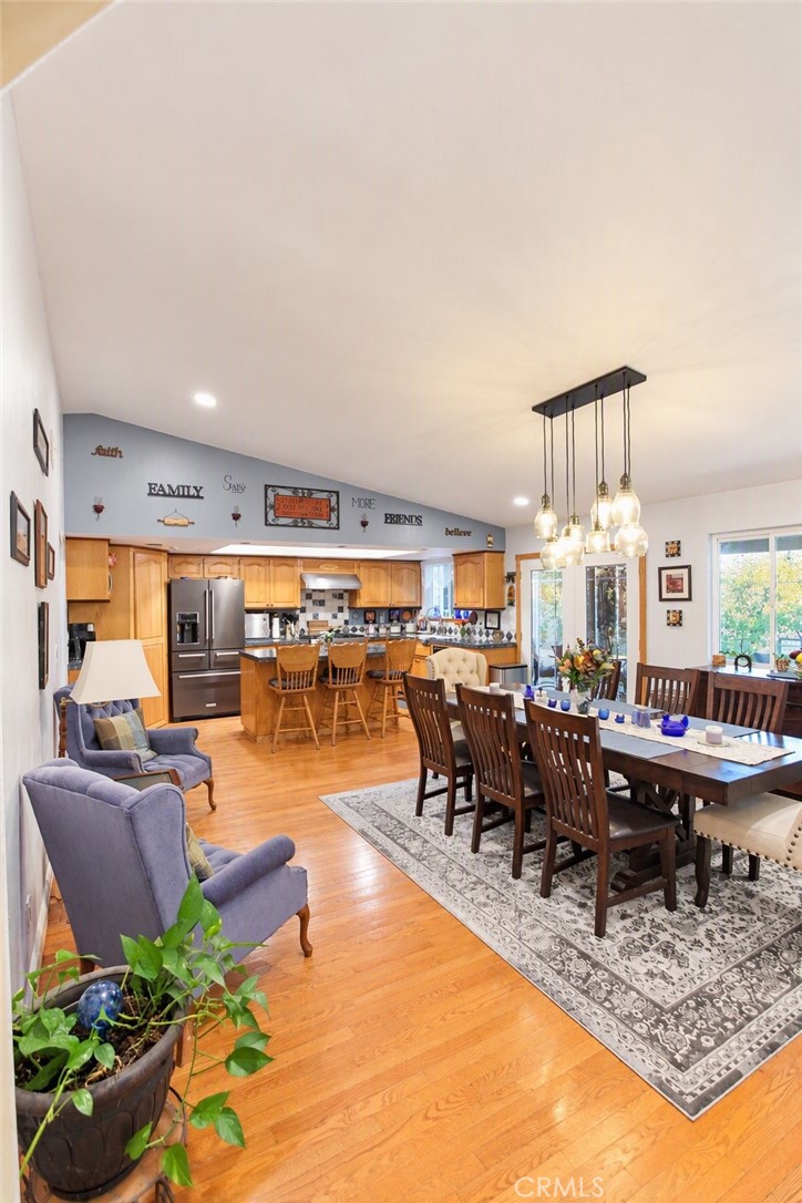 5940 El Pomar, Templeton, CA 93465
