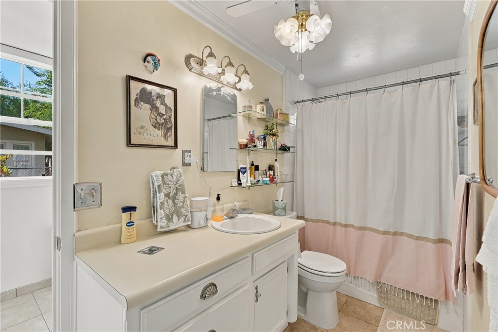 1935 Vine St, Paso Robles, CA 93446