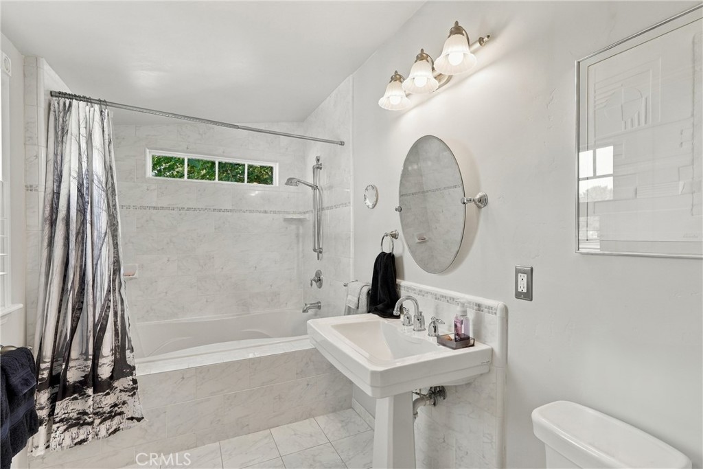 1935 Vine St, Paso Robles, CA 93446
