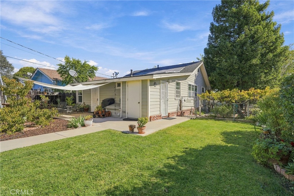 1935 Vine St, Paso Robles, CA 93446