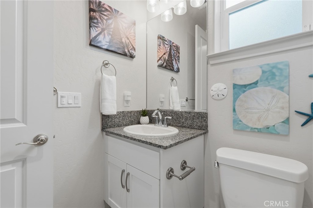 4432 S University St, Visalia, CA 93277