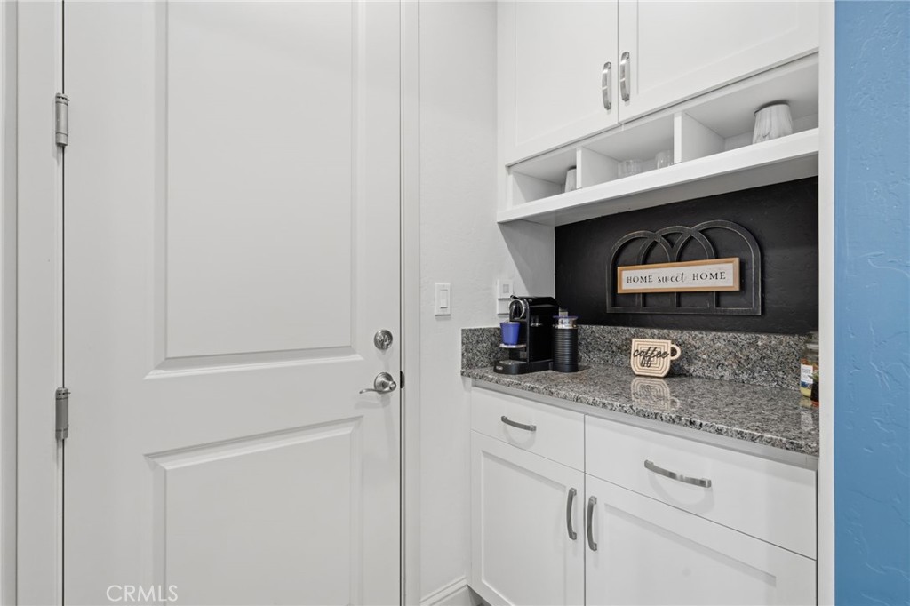4432 S University St, Visalia, CA 93277