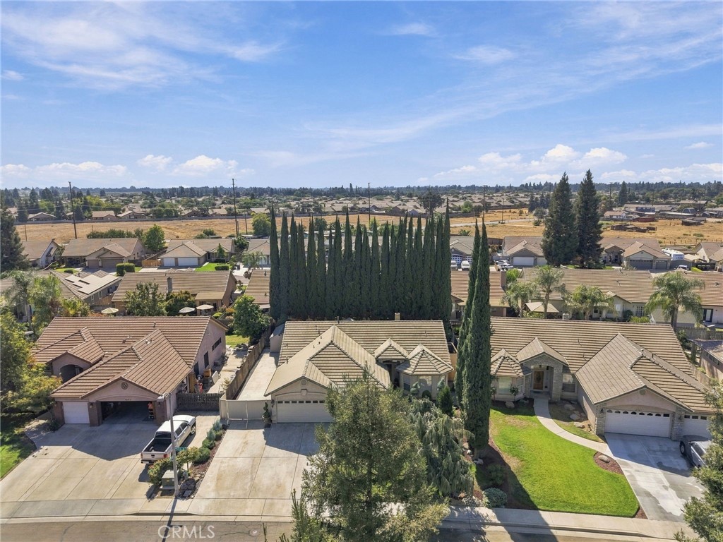 2349 S Mary Dr, Visalia, CA 93292