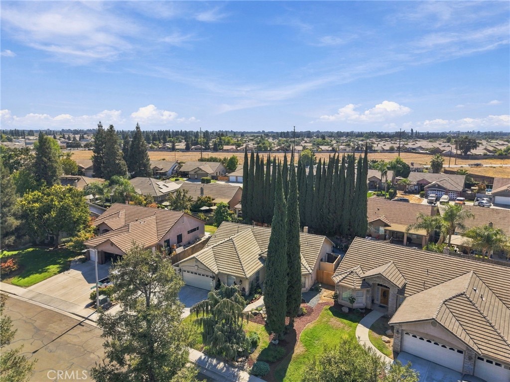 2349 S Mary Dr, Visalia, CA 93292