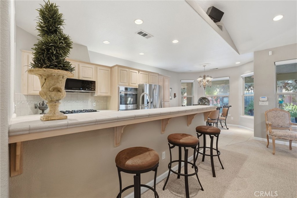 2349 S Mary Dr, Visalia, CA 93292