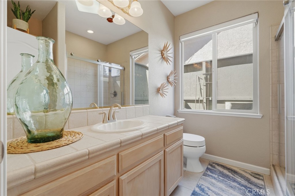 2349 S Mary Dr, Visalia, CA 93292