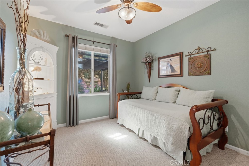 2349 S Mary Dr, Visalia, CA 93292