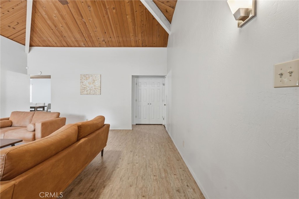 2950 W Border Links Dr, Visalia, CA 93291