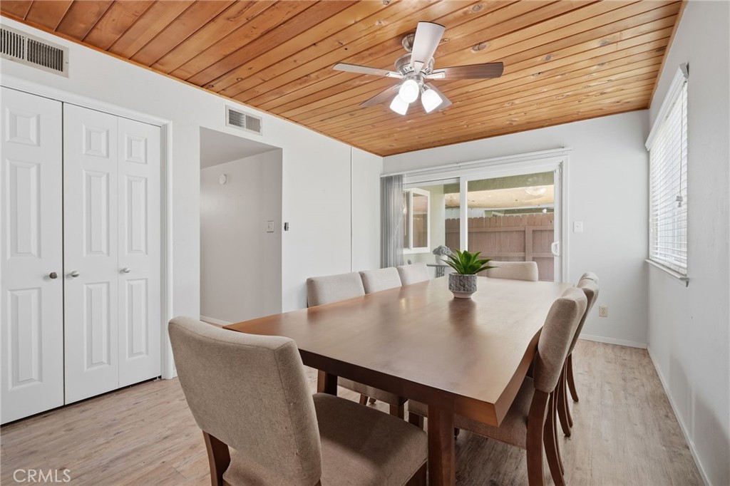 2950 W Border Links Dr, Visalia, CA 93291