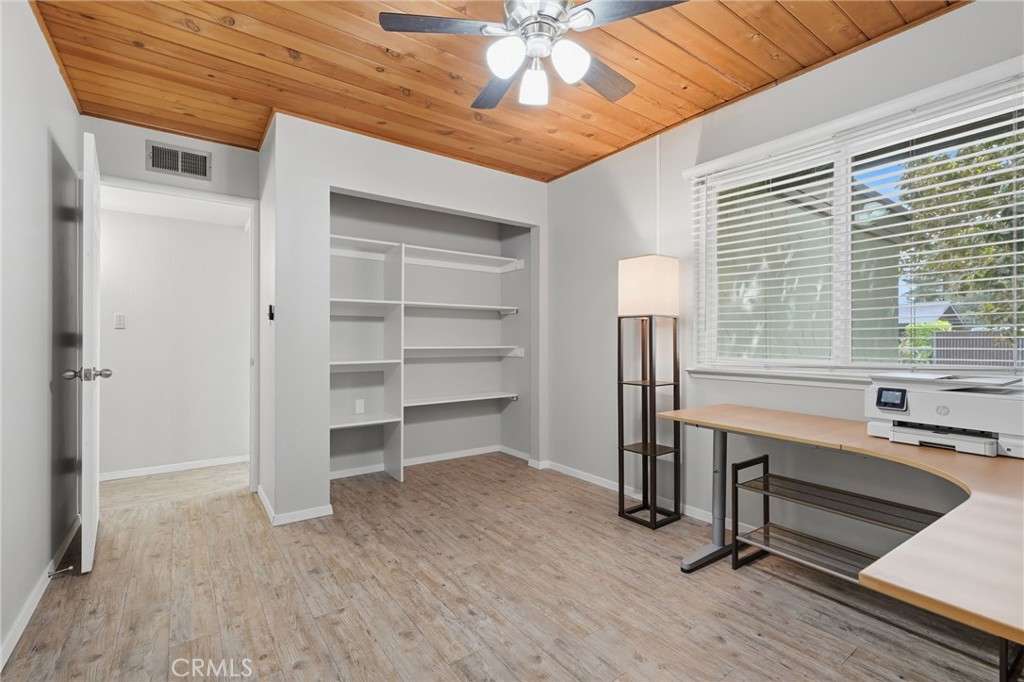 2950 W Border Links Dr, Visalia, CA 93291