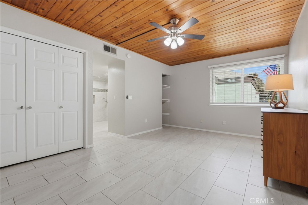 2950 W Border Links Dr, Visalia, CA 93291