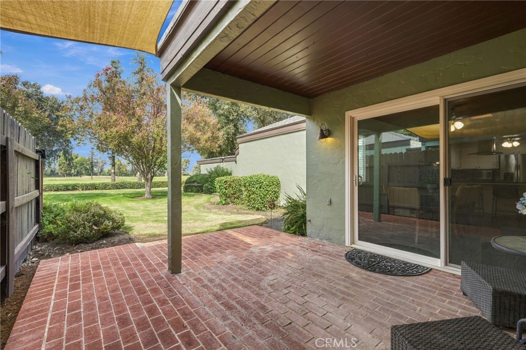 2950 W Border Links Dr, Visalia, CA 93291
