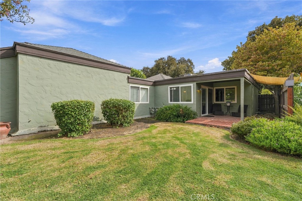 2950 W Border Links Dr, Visalia, CA 93291