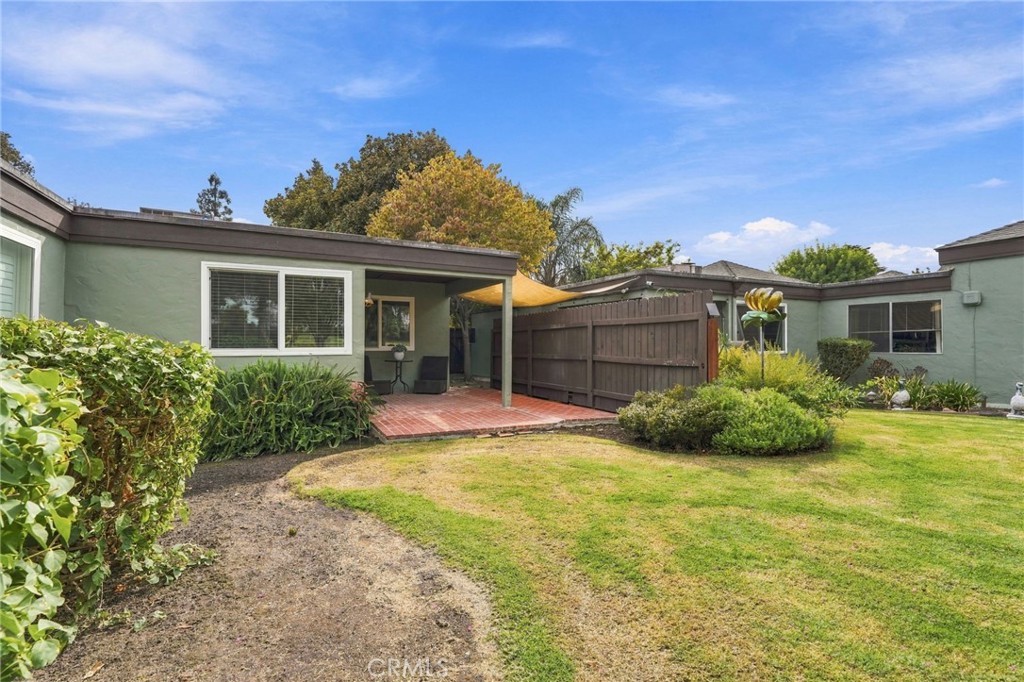 2950 W Border Links Dr, Visalia, CA 93291