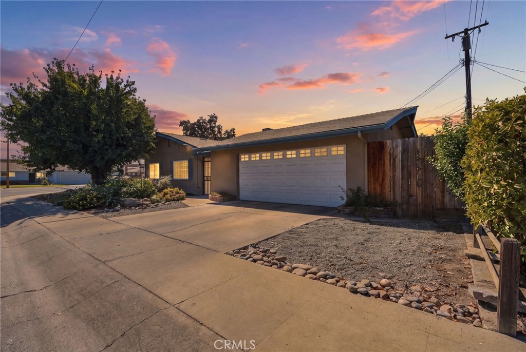 2234 W Cambridge Ave, Visalia, CA 93277