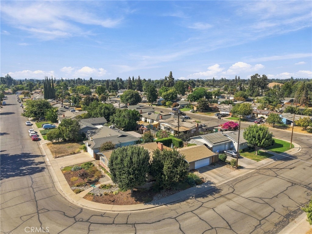 2234 W Cambridge Ave, Visalia, CA 93277