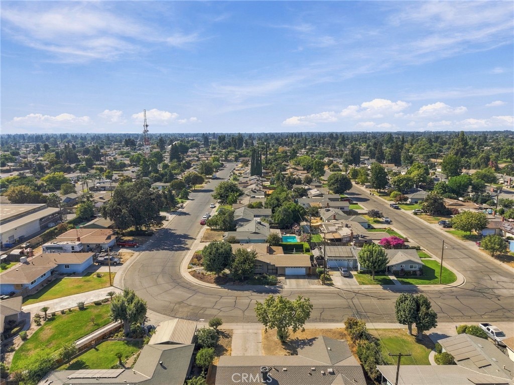 2234 W Cambridge Ave, Visalia, CA 93277