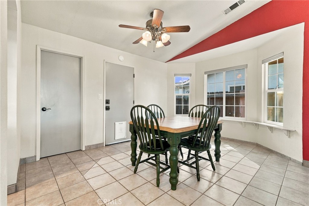 2149 W Della, Porterville, CA 93257
