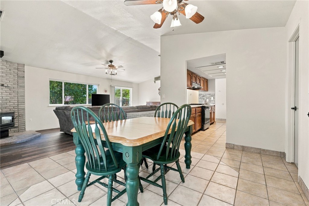 2149 W Della, Porterville, CA 93257