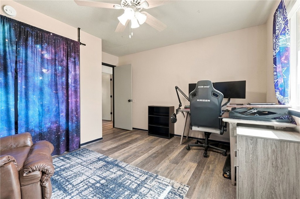 2149 W Della, Porterville, CA 93257