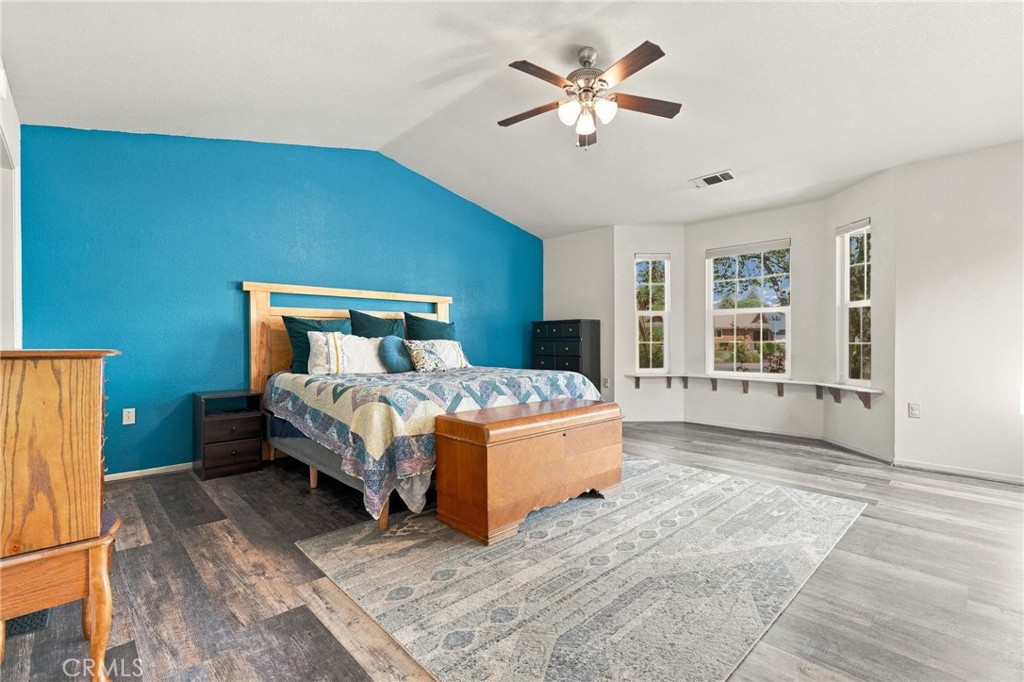 2149 W Della, Porterville, CA 93257