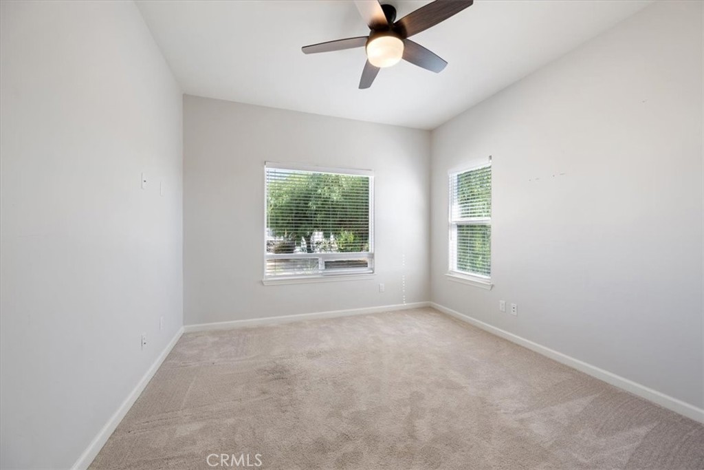 3415 Lakeside Village Drive, Paso Robles, CA 93446