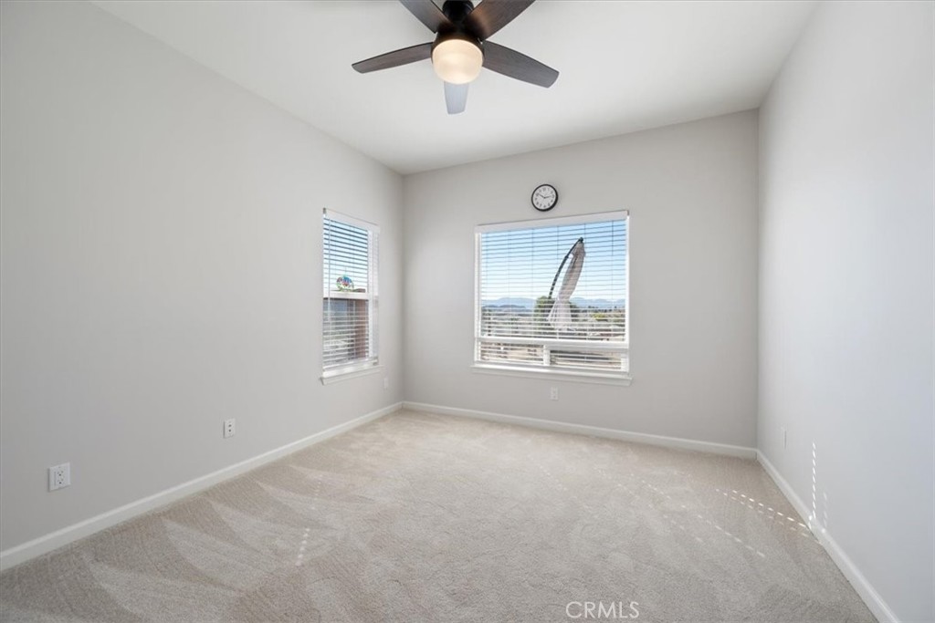 3415 Lakeside Village Drive, Paso Robles, CA 93446