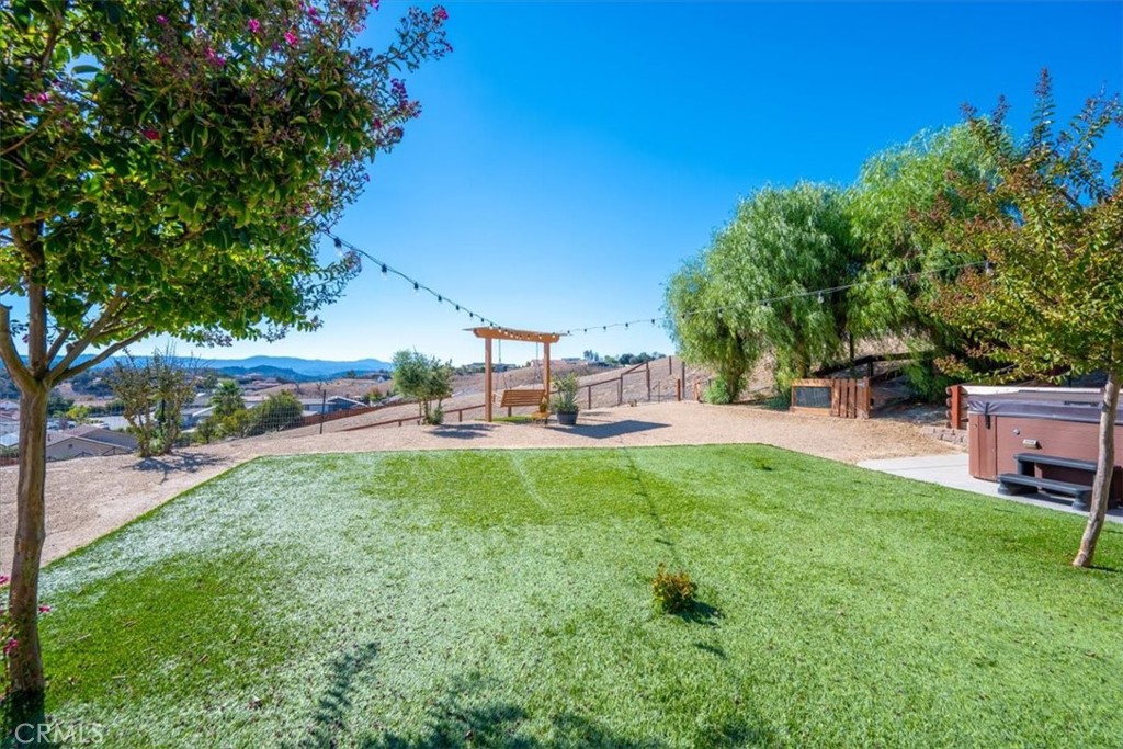 3415 Lakeside Village Drive, Paso Robles, CA 93446