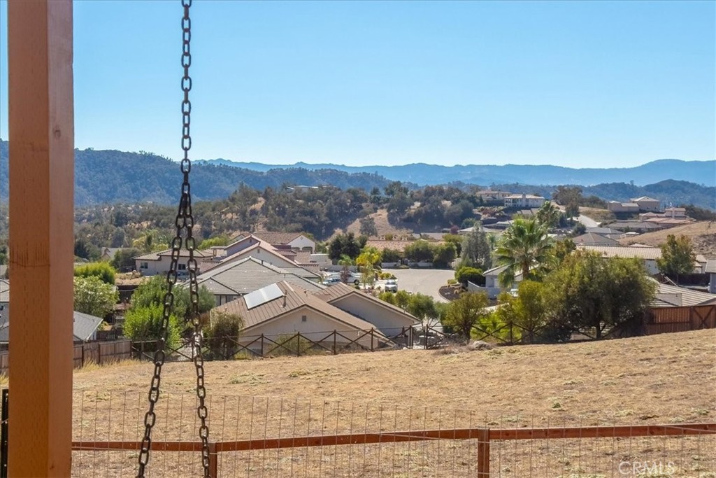 3415 Lakeside Village Drive, Paso Robles, CA 93446