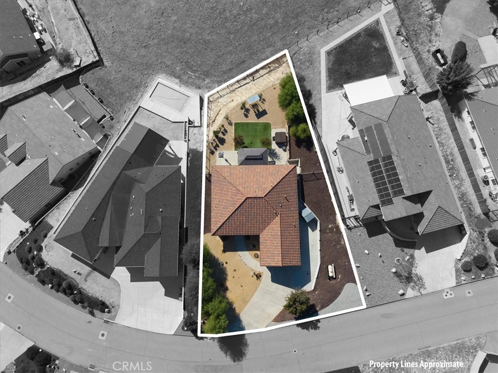 3415 Lakeside Village Drive, Paso Robles, CA 93446