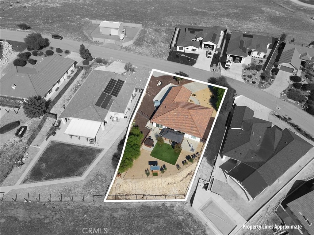 3415 Lakeside Village Drive, Paso Robles, CA 93446