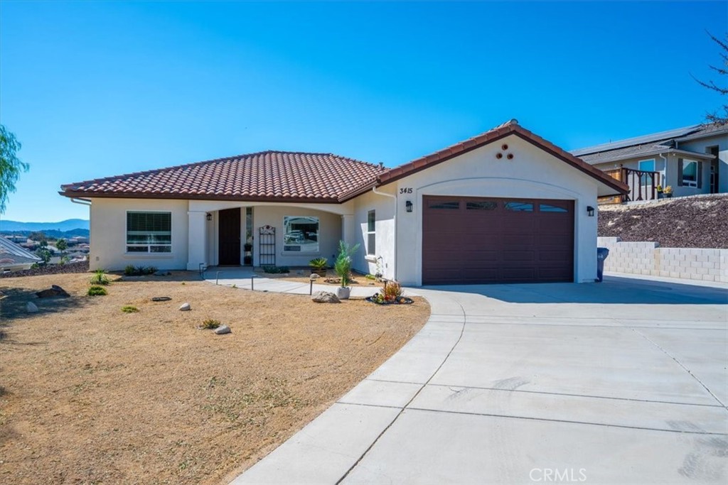 3415 Lakeside Village Drive, Paso Robles, CA 93446