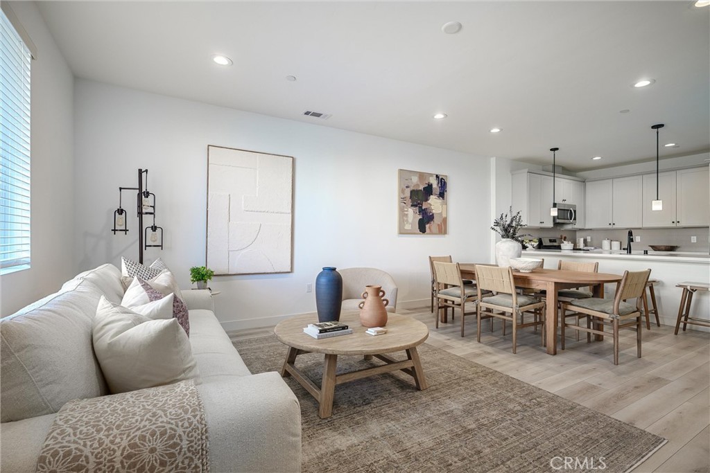 1037 Tiburon Way, San Luis Obispo, CA 93401