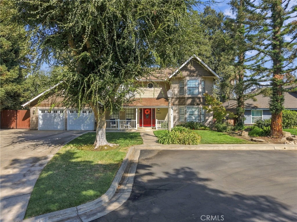 5644 W Walnut Ave, Visalia, CA 93277